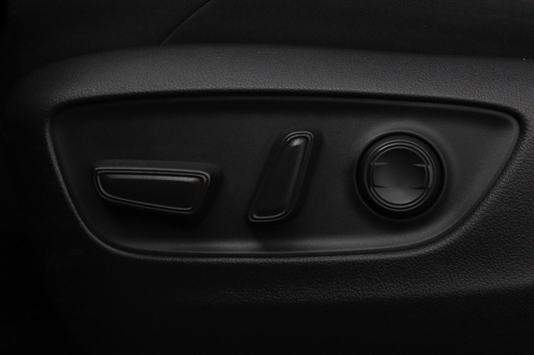 Toyota RAV4 - 2.5 Plug-in Hybrid AWD Dynamic 29