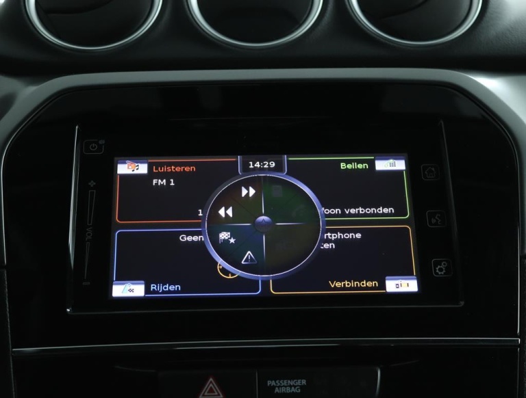 Suzuki Vitara - 1.4 Boosterjet Select Smart Hybrid 44