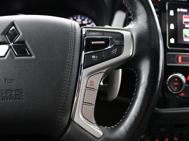 Mitsubishi Outlander - 2.4 PHEV S-Edition