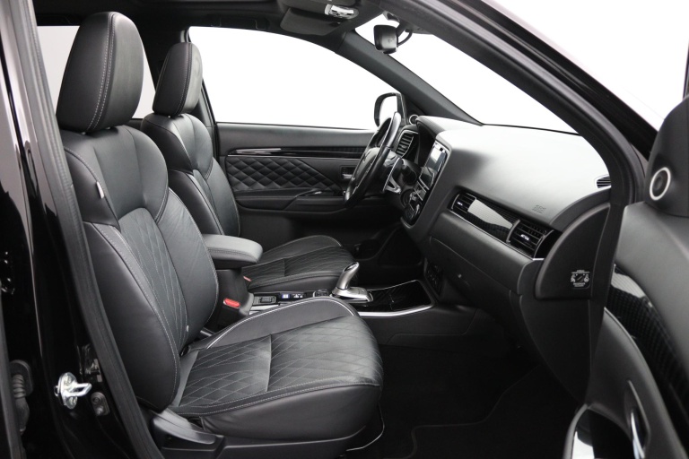 Mitsubishi Outlander - 2.4 PHEV S-Edition 18
