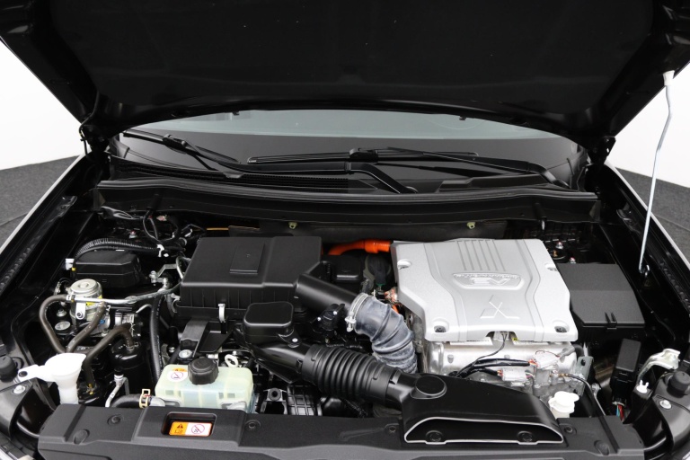 Mitsubishi Outlander - 2.4 PHEV S-Edition 30