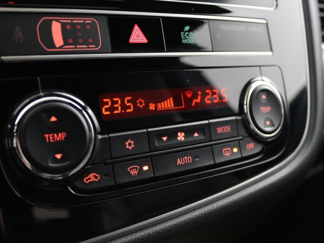 Mitsubishi Outlander - 2.4 PHEV S-Edition