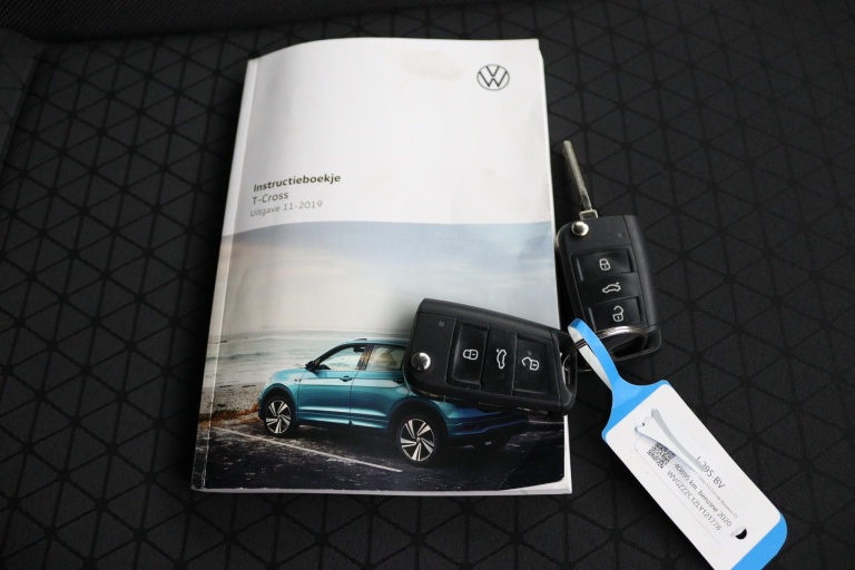 Volkswagen T-Cross - 1.0 TSI Life Business 9