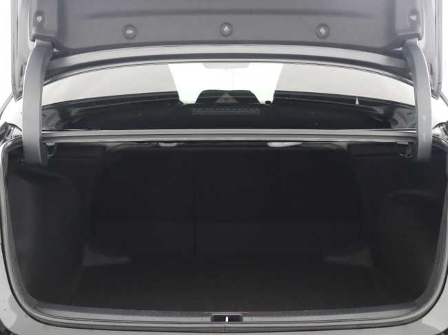 Toyota Corolla - 1.8 Hybrid Dynamic