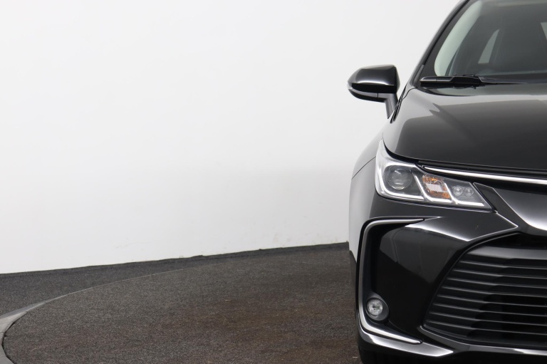 Toyota Corolla - 1.8 Hybrid Dynamic 31