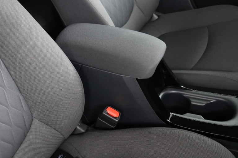 Toyota Corolla - 1.8 Hybrid Dynamic 48