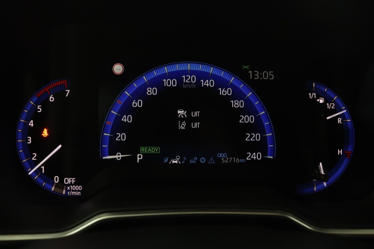 Toyota Corolla - 1.8 Hybrid Dynamic 51