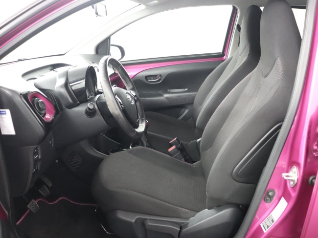 Toyota Aygo - 1.0 VVT-i x-cite