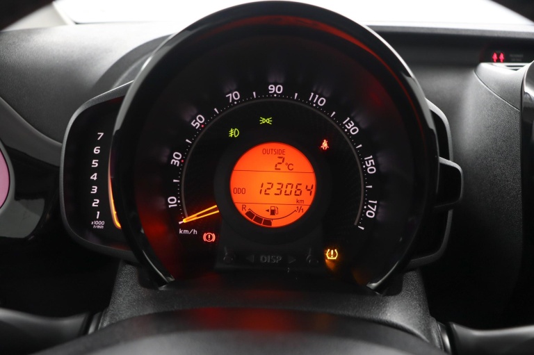 Toyota Aygo - 1.0 VVT-i x-cite 6