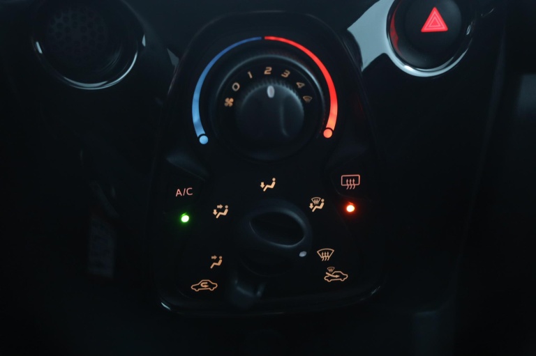 Toyota Aygo - 1.0 VVT-i x-cite 7