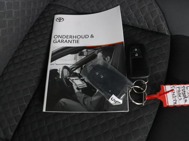 Toyota C-HR - 1.8 Hybrid Dynamic