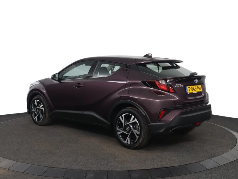 Toyota C-HR - 1.8 Hybrid Dynamic 12