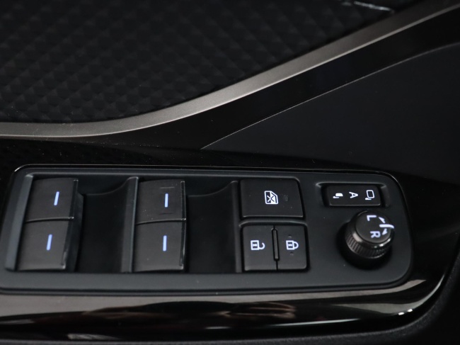 Toyota C-HR - 1.8 Hybrid Dynamic