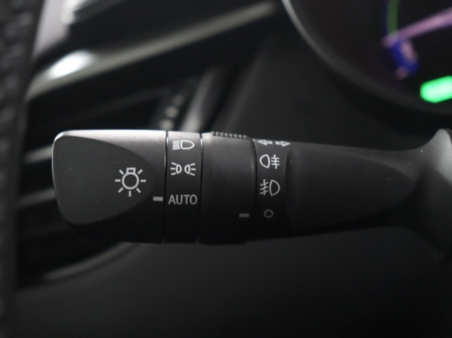 Toyota C-HR - 1.8 Hybrid Dynamic