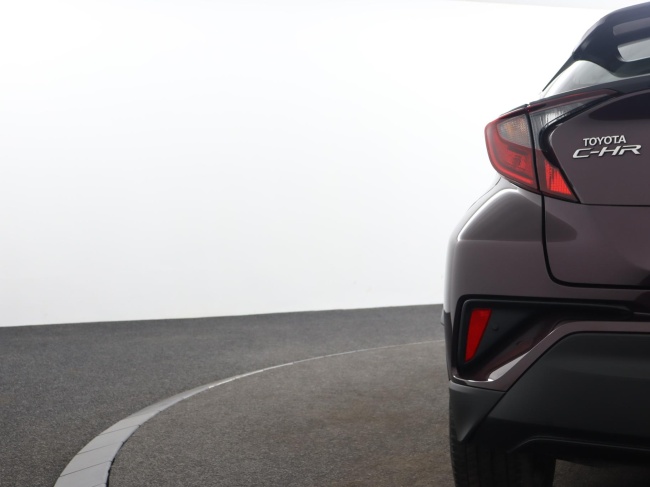 Toyota C-HR - 1.8 Hybrid Dynamic