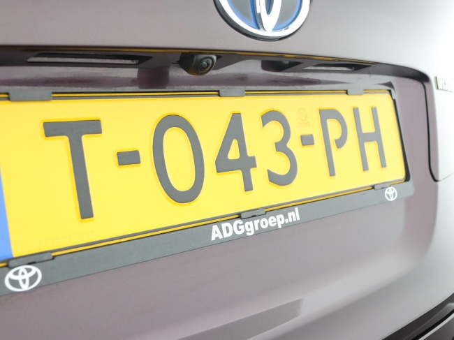 Toyota C-HR - 1.8 Hybrid Dynamic