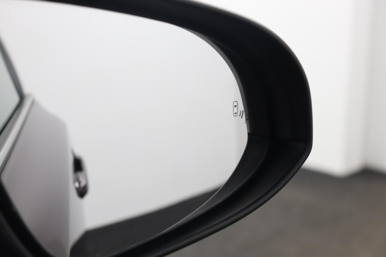 Toyota C-HR - 1.8 Hybrid Dynamic 43