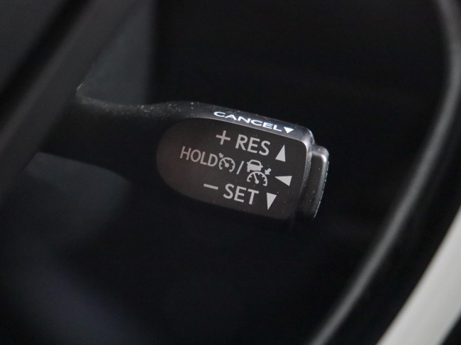 Toyota C-HR - 1.8 Hybrid Dynamic