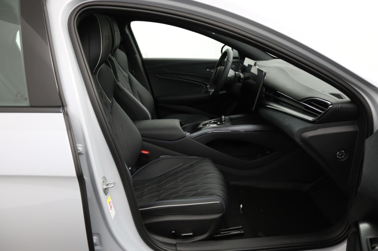 BYD SEAL - Comfort RWD 61.4 kWh 18