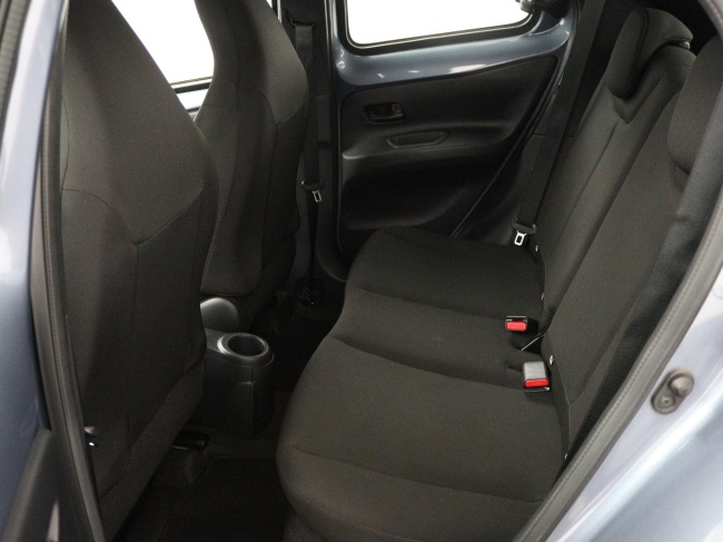 Toyota Aygo X - 1.0 VVT-i S-CVT Play