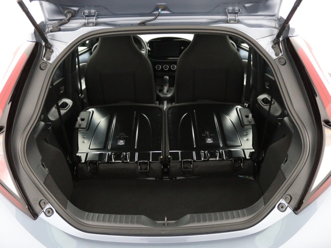 Toyota Aygo X - 1.0 VVT-i S-CVT Play