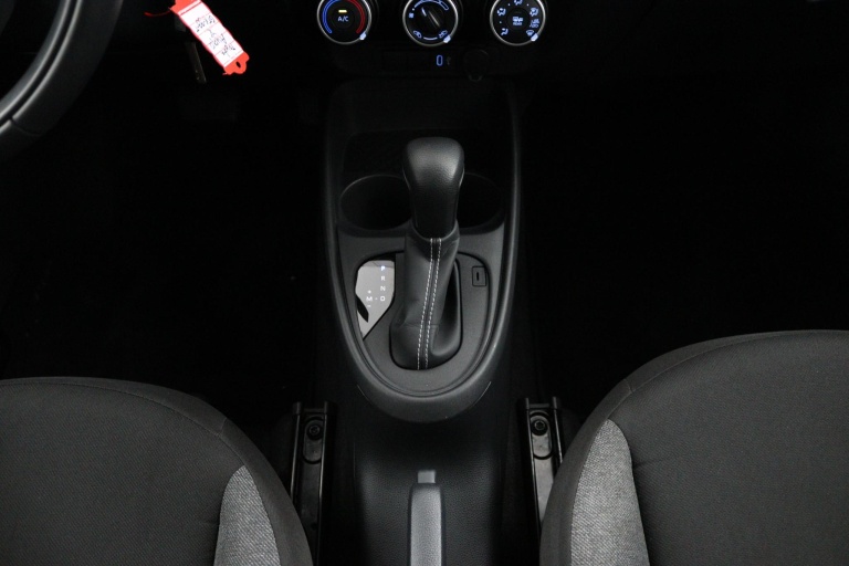 Toyota Aygo X - 1.0 VVT-i S-CVT Play 26