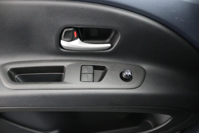 Toyota Aygo X - 1.0 VVT-i S-CVT Play 27