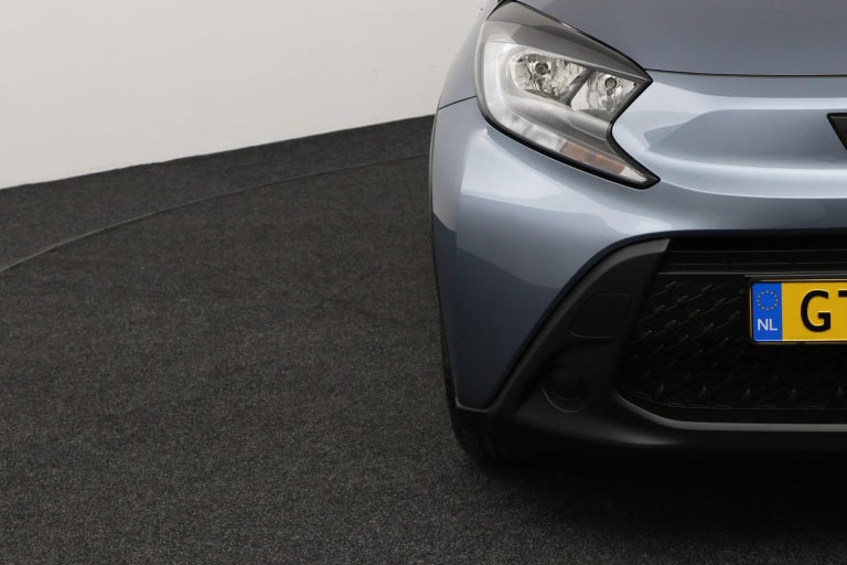 Toyota Aygo X - 1.0 VVT-i S-CVT Play 34
