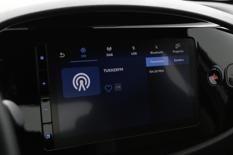 Toyota Aygo X - 1.0 VVT-i S-CVT Play 38