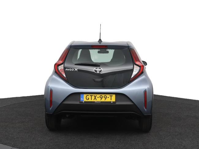 Toyota Aygo X - 1.0 VVT-i S-CVT Play