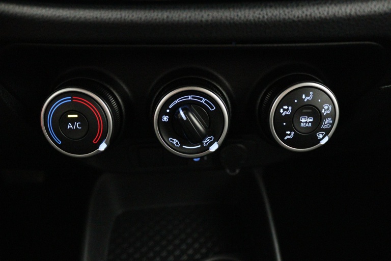 Toyota Aygo X - 1.0 VVT-i S-CVT Play 7