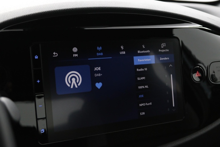 Toyota Aygo X - 1.0 VVT-i S-CVT Play 8