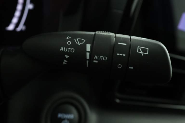 Toyota Yaris - 1.5 Hybrid 115 Dynamic 27