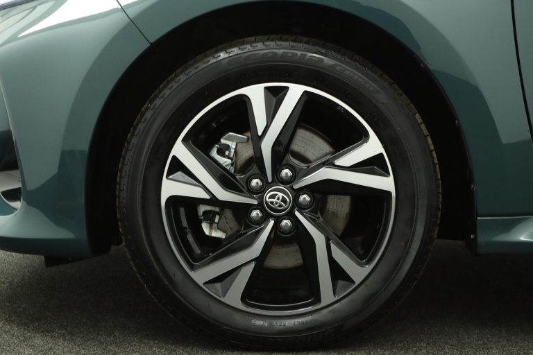 Toyota Yaris - 1.5 Hybrid 115 Dynamic 33