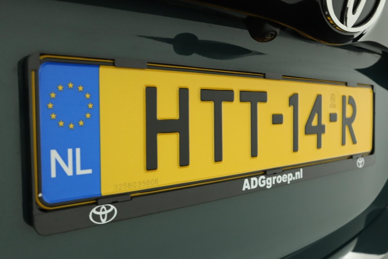 Toyota Yaris - 1.5 Hybrid 115 Dynamic 36