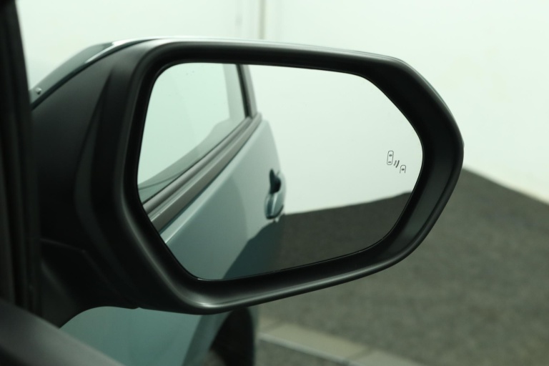 Toyota Yaris - 1.5 Hybrid 115 Dynamic 37