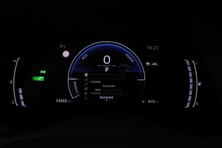 Toyota Yaris - 1.5 Hybrid 115 Dynamic 39