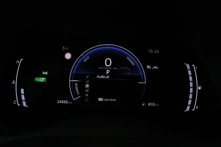 Toyota Yaris - 1.5 Hybrid 115 Dynamic 43