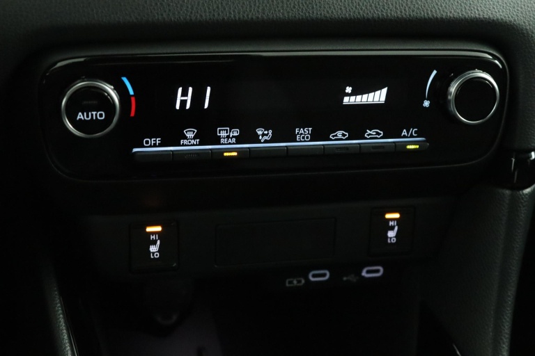 Toyota Yaris - 1.5 Hybrid 115 Dynamic 6