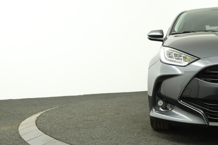 Toyota Yaris - 1.5 Hybrid 115 Dynamic 36