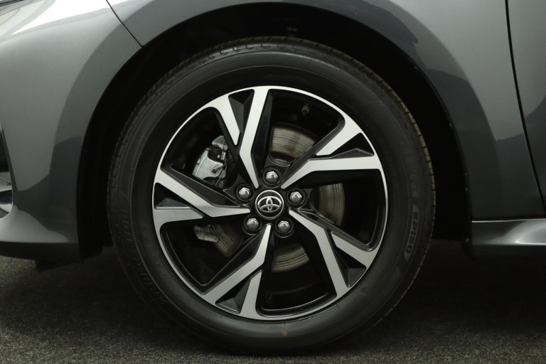 Toyota Yaris - 1.5 Hybrid 115 Dynamic 38