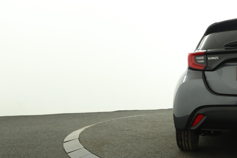 Toyota Yaris - 1.5 Hybrid 115 Dynamic 40