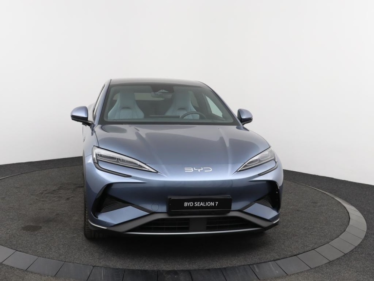 BYD SEALION 7 - Excellence AWD 91.3 kWh 8