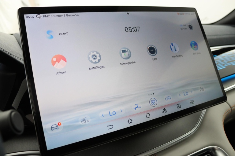 BYD SEAL U - Design 87 kWh 28