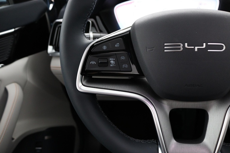 BYD SEAL U - Design 87 kWh 12