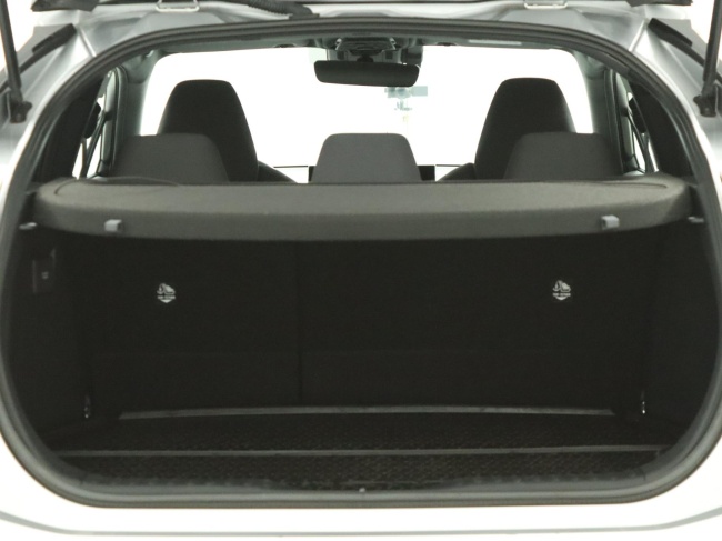 Toyota C-HR - 2.0 Plug-in Hybrid 220 Dynamic