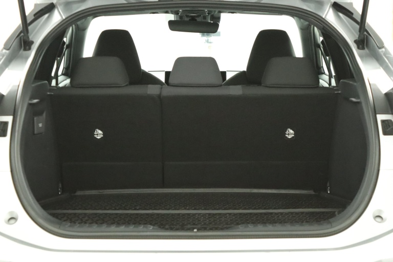 Toyota C-HR - 2.0 Plug-in Hybrid 220 Dynamic 26