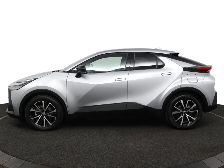 Toyota C-HR - 2.0 Plug-in Hybrid 220 Dynamic 3