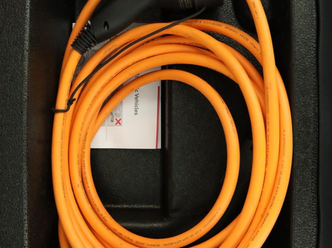 Toyota C-HR - 2.0 Plug-in Hybrid 220 Dynamic