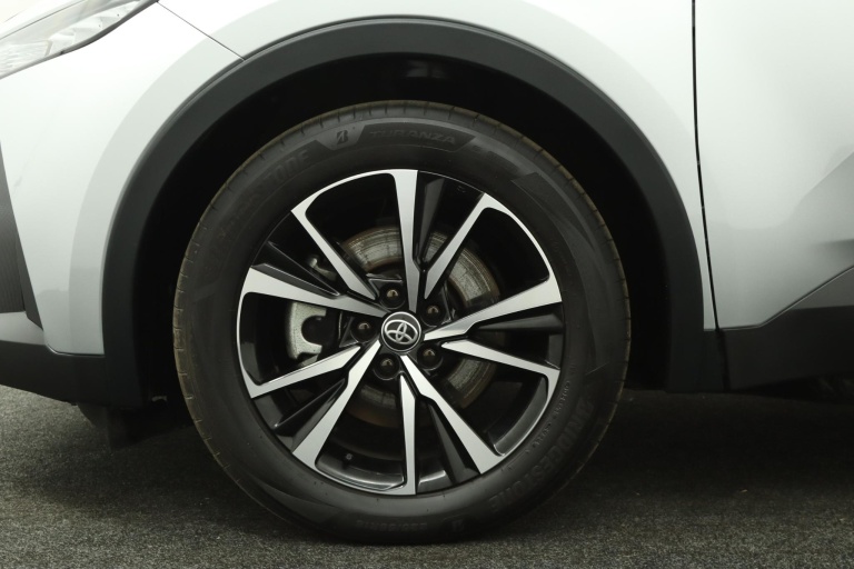 Toyota C-HR - 2.0 Plug-in Hybrid 220 Dynamic 39